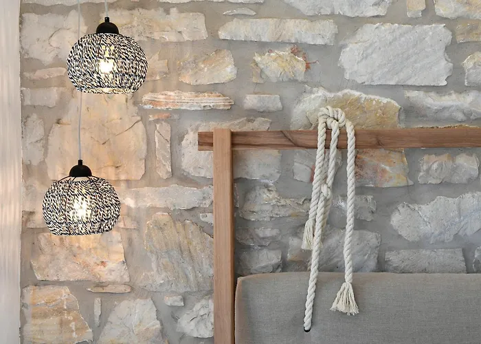 Key 2 Santa Maria (Paros)